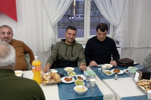 YURT – AY Ailesi İftar Yemeğinde Bir Araya Geldi