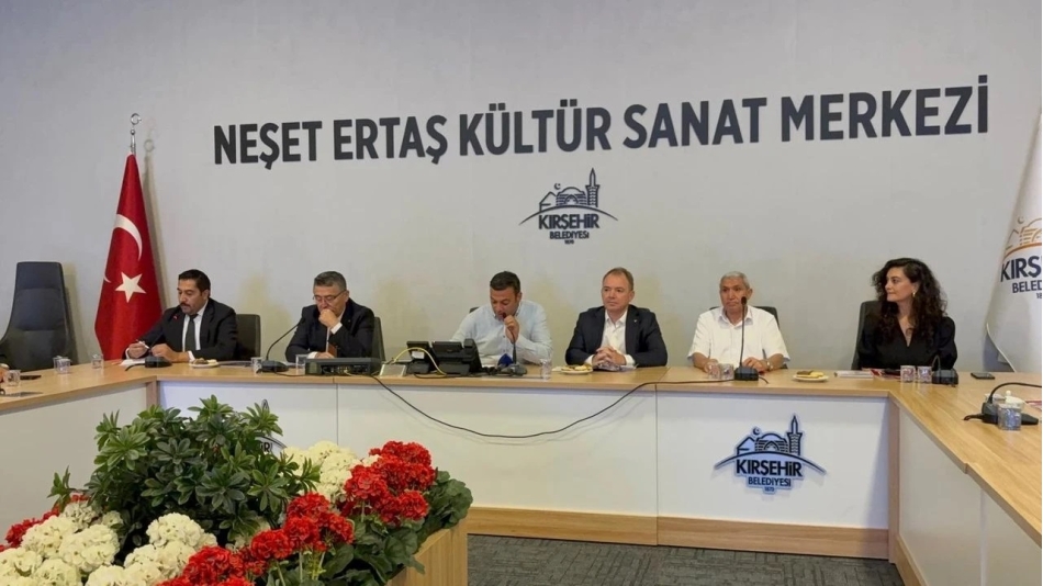 Kırşehir YURT – AY Derneğinden “Benim Büyük Ailem” Projesi Tanıtıldı